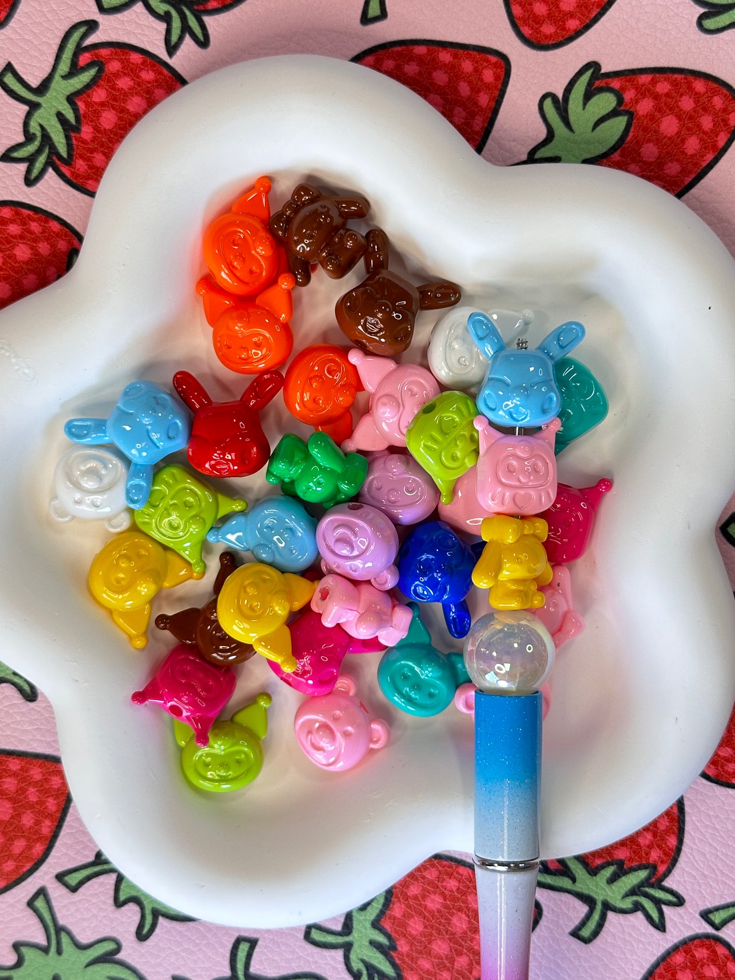 Colorful Character Beads Mix