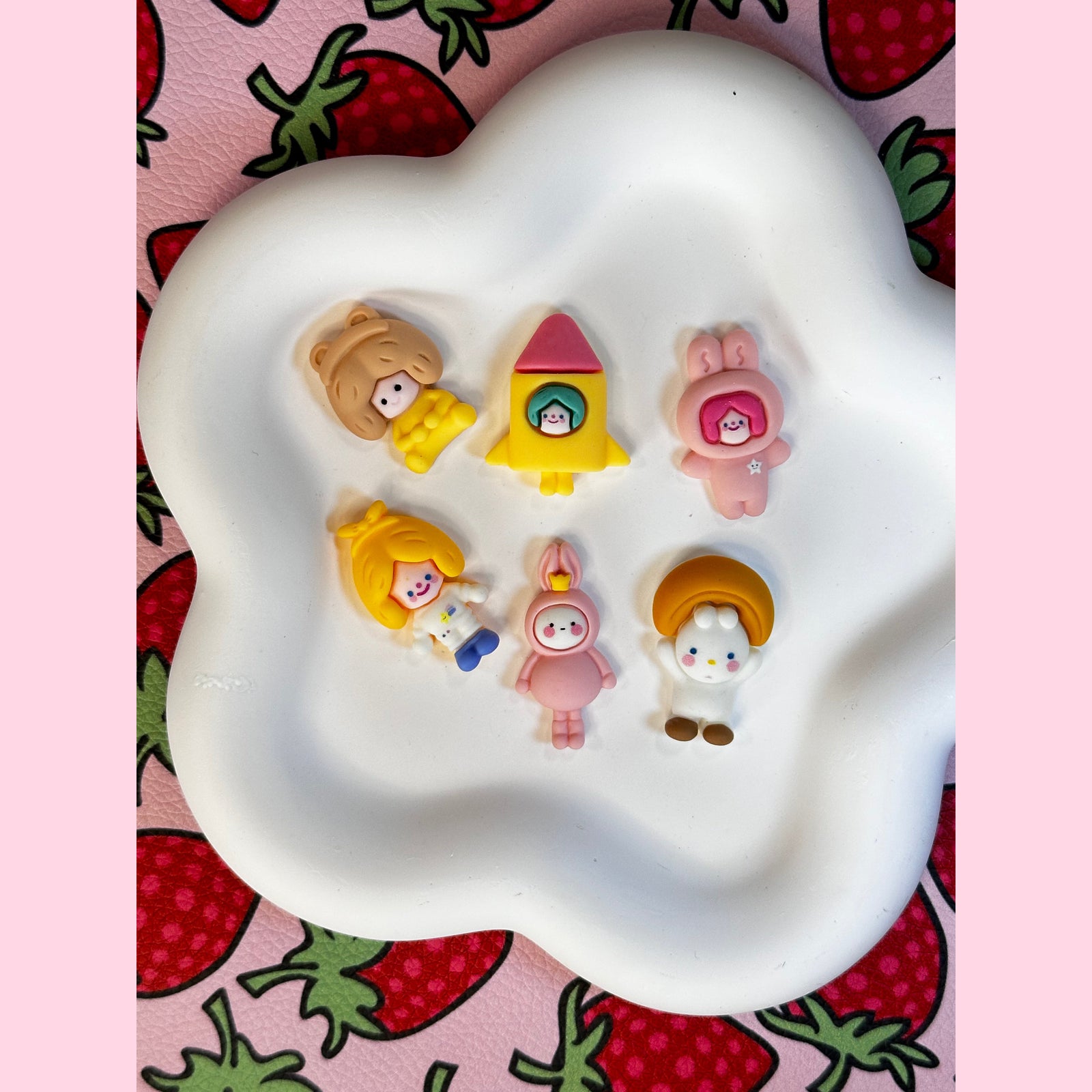 Space Girl Flat Back Charms 6 Pcs