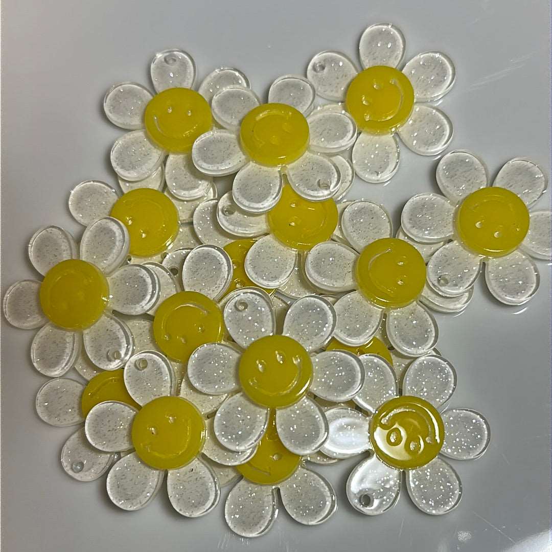 Acrylic Happy Daisy Charms for DIY, Make Keychains, Decorate paperclips, keychains, earrings - Envoga HandbagsPendants