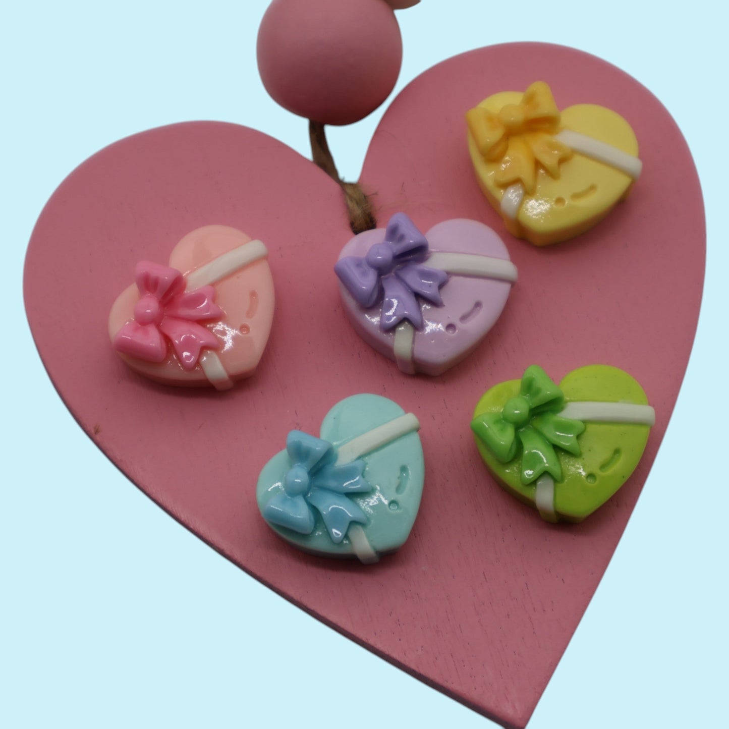 Heart Box with Bow Resin Charm| 5 pieces - Envoga Handbags